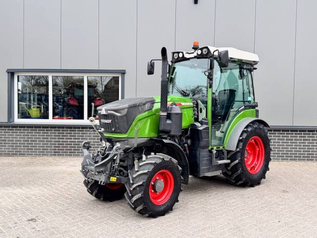 Fendt 211v Gen3 Profi Plus, 2024, 366 uur! - Трактор: фото 1 Fendt 211v Gen3 Profi Plus, 2024, 366 uur! - Трактор: фото 1