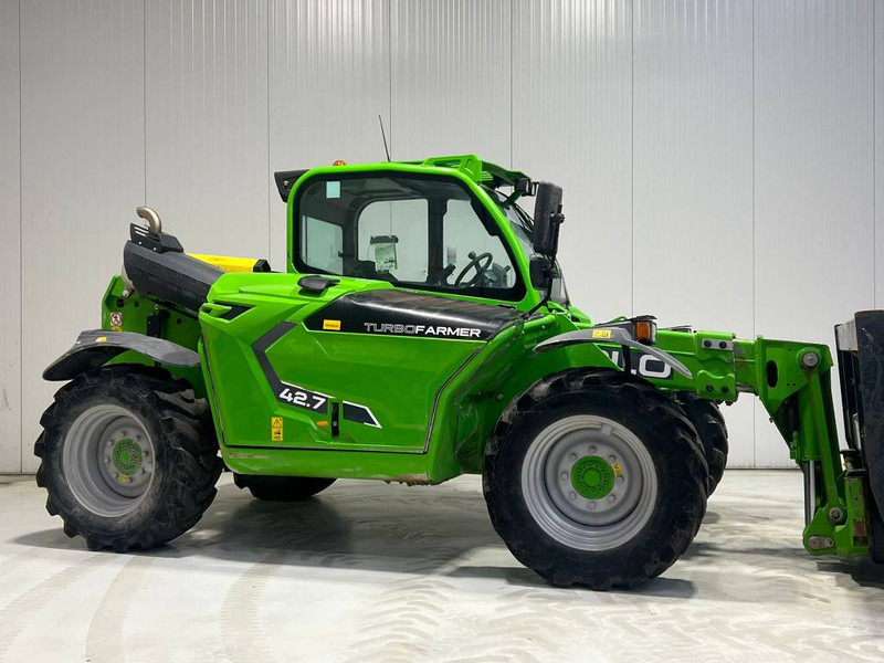 Merlo TF42.7CS-145 - Телескопический погрузчик: фото 1 Merlo TF42.7CS-145 - Телескопический погрузчик: фото 1