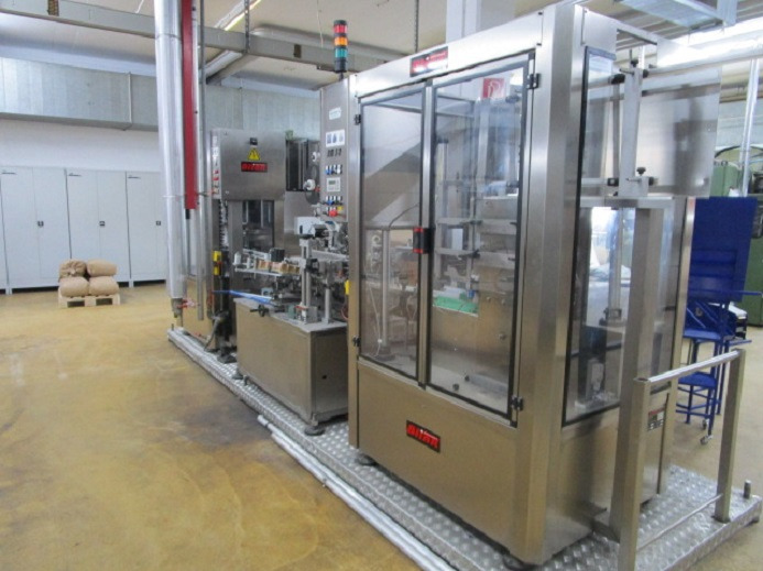 BECHER ETIKETTIER ANLAGE BLINK RM 50 (VIER ODER ZWEI BECHER/ SEITLICH UND BODEN) - Промышленное оборудование: фото 1 BECHER ETIKETTIER ANLAGE BLINK RM 50 (VIER ODER ZWEI BECHER/ SEITLICH UND BODEN) - Промышленное оборудование: фото 1