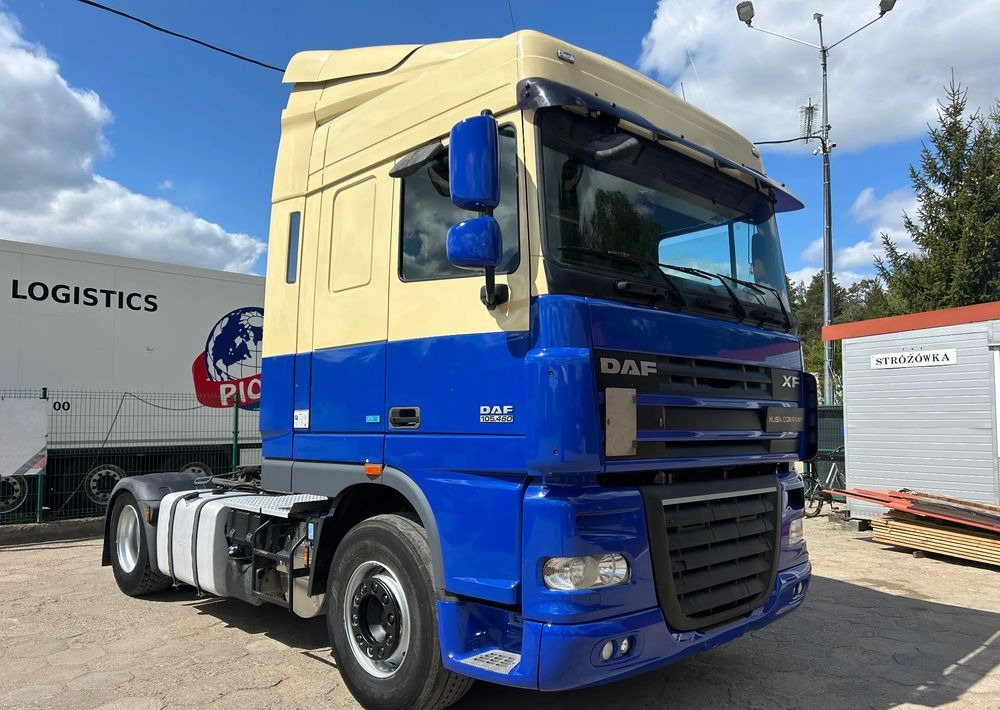 DAF XF 105 460 KM ATE / ZBIORNIKI PALIWA 1500 L / AUTOMAT / 2013 ROK !! - Тягач: фото 1 DAF XF 105 460 KM ATE / ZBIORNIKI PALIWA 1500 L / AUTOMAT / 2013 ROK !! - Тягач: фото 1