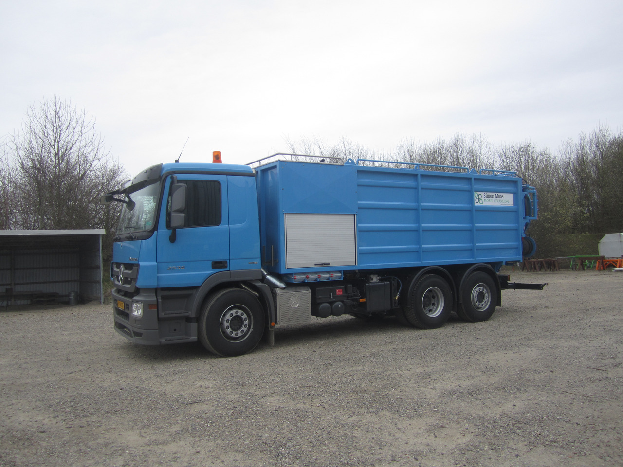 Ассенизатор Mercedes VacuDrain 1372: фото 1 Ассенизатор Mercedes VacuDrain 1372: фото 1