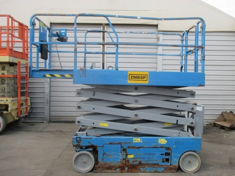 Genie GS 2646  - Ножничный подъемник: фото 1