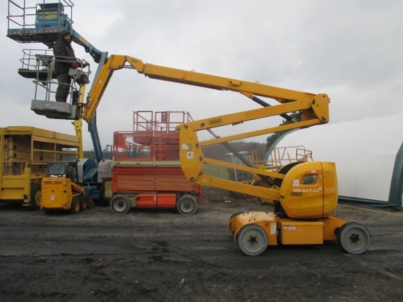 Manitou 170AETJ - Коленчатый подъемник: фото 1 Manitou 170AETJ - Коленчатый подъемник: фото 1