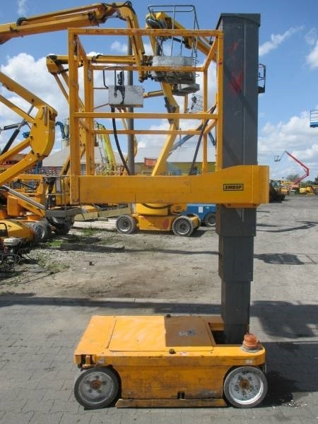 SkyJack SJ 12 - Вертикальный мачтовый подъемник: фото 1 SkyJack SJ 12 - Вертикальный мачтовый подъемник: фото 1