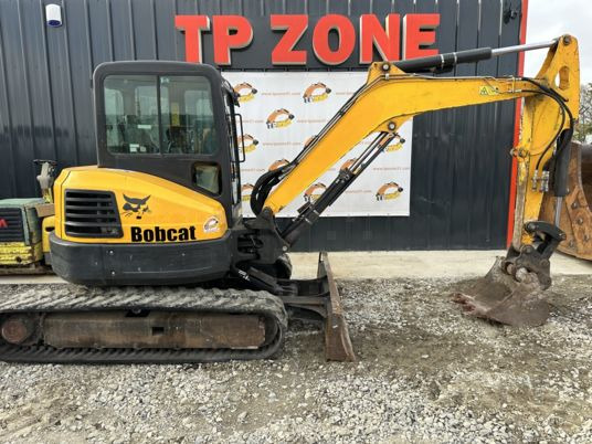 Bobcat E50 à 26900 € HT - Мини-экскаватор: фото 1 Bobcat E50 à 26900 € HT - Мини-экскаватор: фото 1