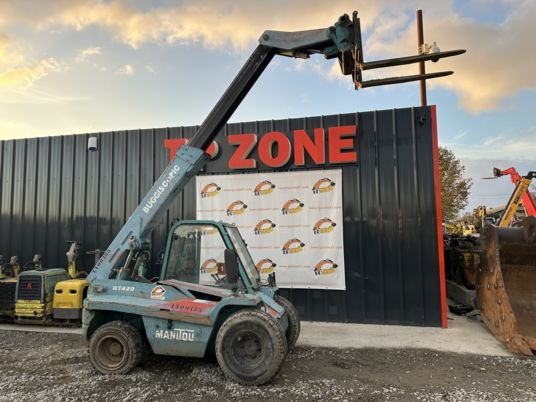 Manitou BT420 4X4 à 14900€ HT - Телескопический погрузчик: фото 1 Manitou BT420 4X4 à 14900€ HT - Телескопический погрузчик: фото 1