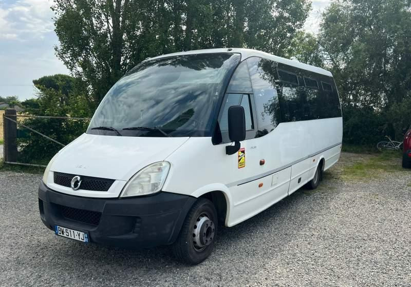 Iveco Indcar Wing euro 5 - Пригородный автобус: фото 1