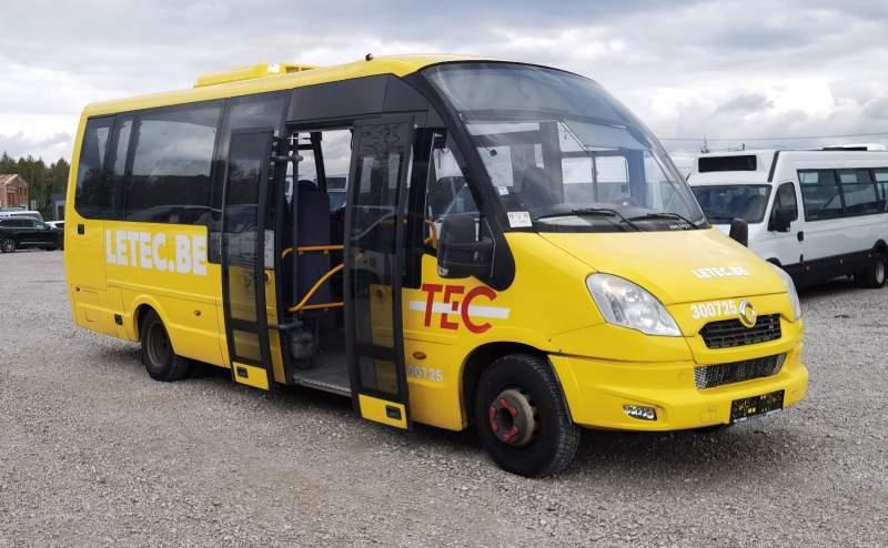 Iveco Rosero First *2x klima*webasto* - Микроавтобус, Пассажирский фургон: фото 1