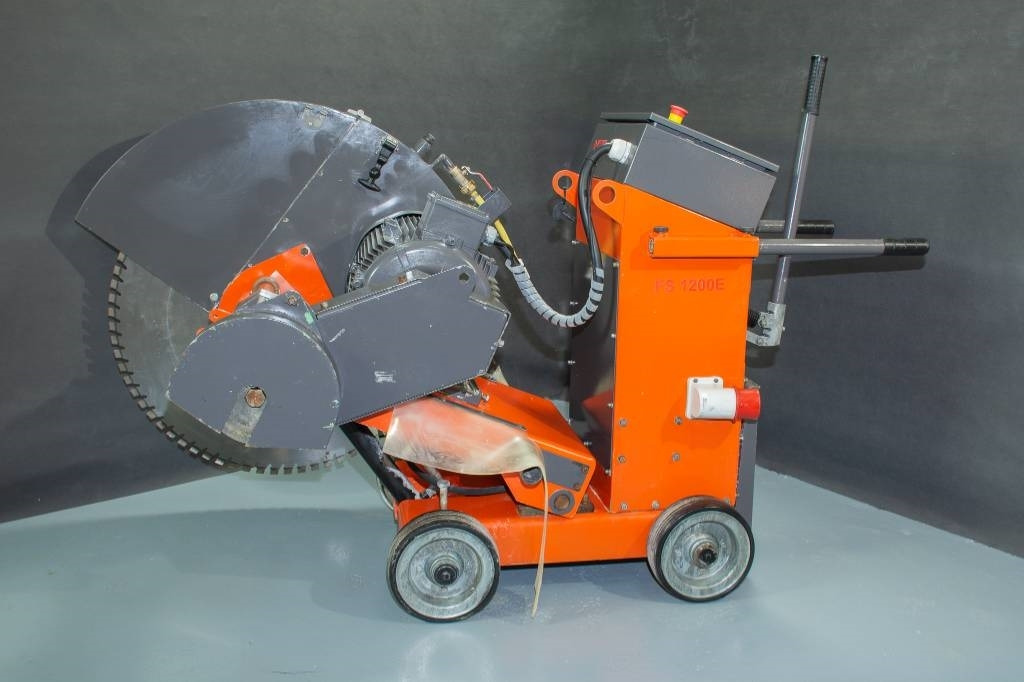 Husqvarna FS 1200 E - Инструмент/ Оборудование: фото 1 Husqvarna FS 1200 E - Инструмент/ Оборудование: фото 1