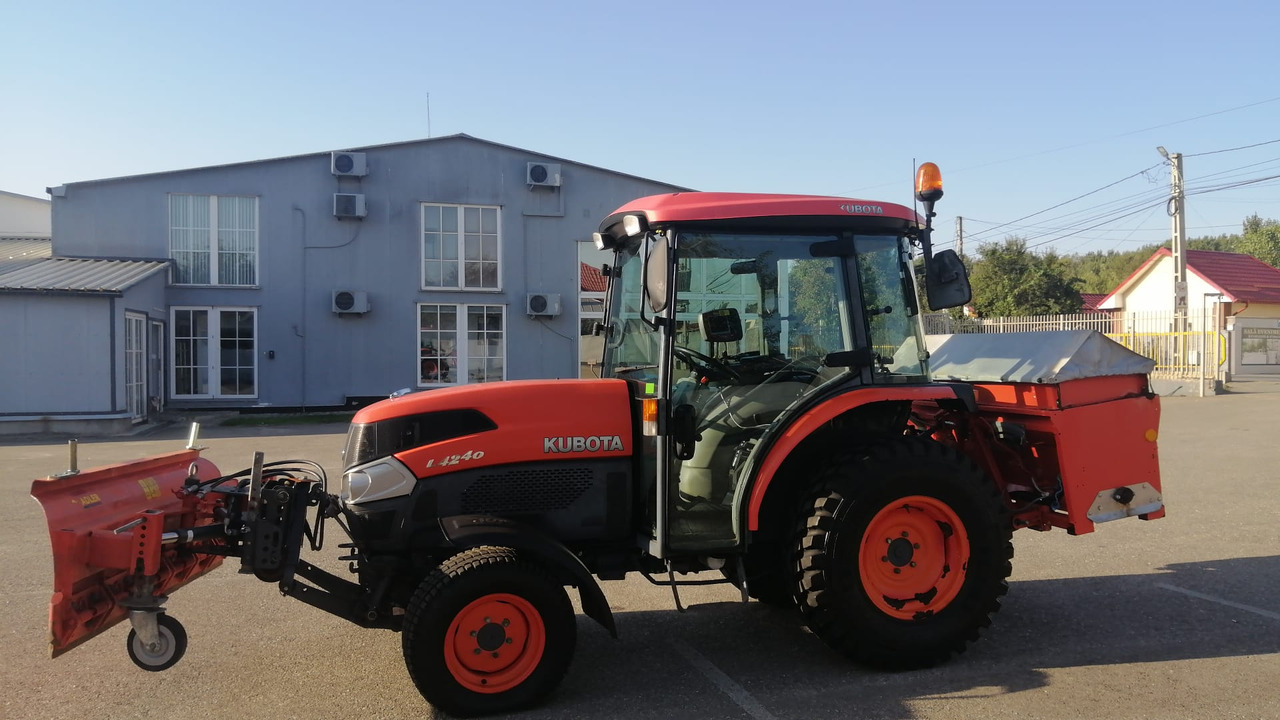 KUBOTA L4240 Narrow spaces tractor/vineyard/fruit tree/communal, TOP ! - Трактор: фото 1 KUBOTA L4240 Narrow spaces tractor/vineyard/fruit tree/communal, TOP ! - Трактор: фото 1