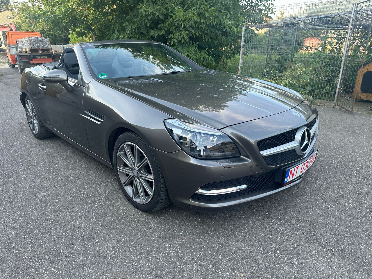 MERCEDES BENZ SLK - Легковой автомобиль: фото 1 MERCEDES BENZ SLK - Легковой автомобиль: фото 1