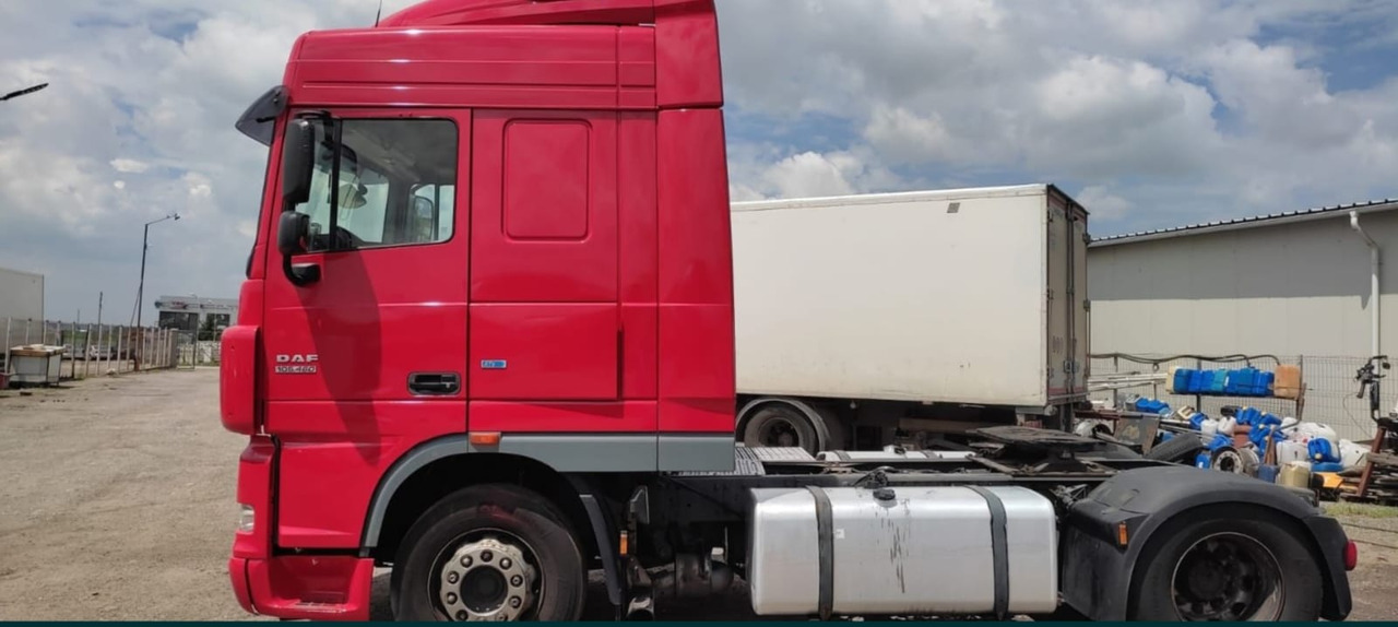 DAF XF 105.460 Automat - Тягач: фото 3 DAF XF 105.460 Automat - Тягач: фото 3
