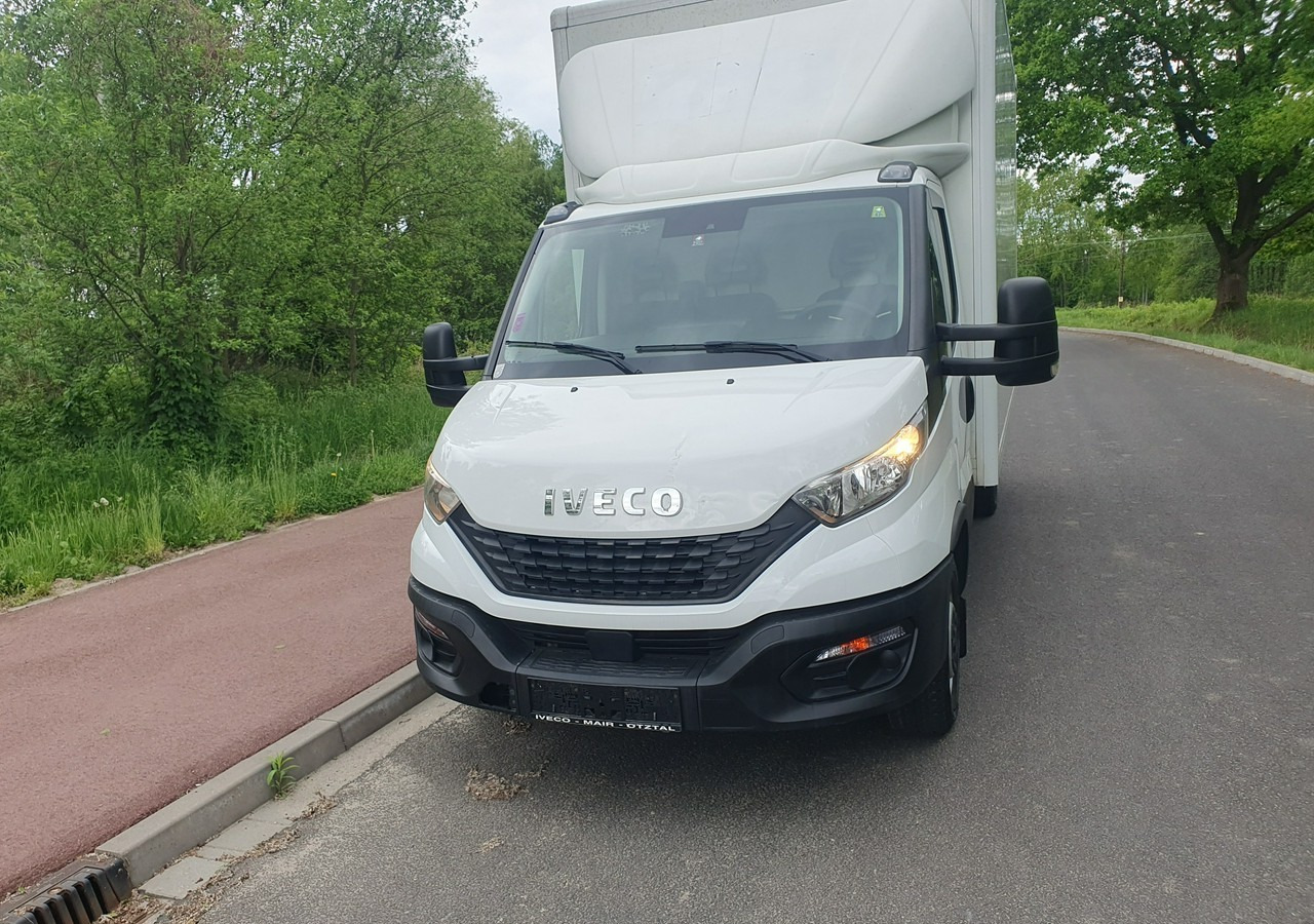 Iveco 35 Daily 35S14 klima * 3 osobowy *nowy rozrząd * - Фургон с закрытым кузовом: фото 2 Iveco 35 Daily 35S14 klima * 3 osobowy *nowy rozrząd * - Фургон с закрытым кузовом: фото 2