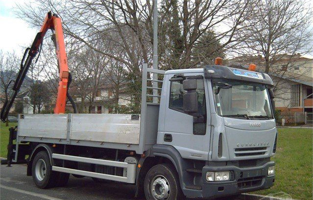 Iveco EUROCARGOeurocargo 160e25 - Грузовик бортовой/ Платформа, Автоманипулятор: фото 3 Iveco EUROCARGOeurocargo 160e25 - Грузовик бортовой/ Платформа, Автоманипулятор: фото 3