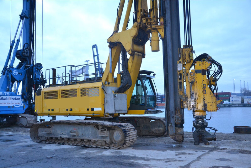 Abi TM22 + MRZV 30 VV - Буровая машина: фото 1 Abi TM22 + MRZV 30 VV - Буровая машина: фото 1