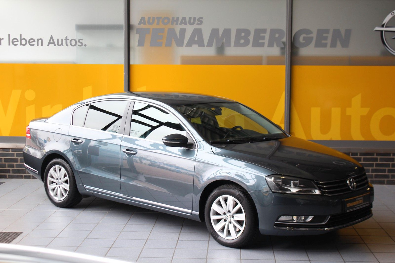Volkswagen Passat Comfortline BlueMotion Navi PDC - Легковой автомобиль: фото 1 Volkswagen Passat Comfortline BlueMotion Navi PDC - Легковой автомобиль: фото 1