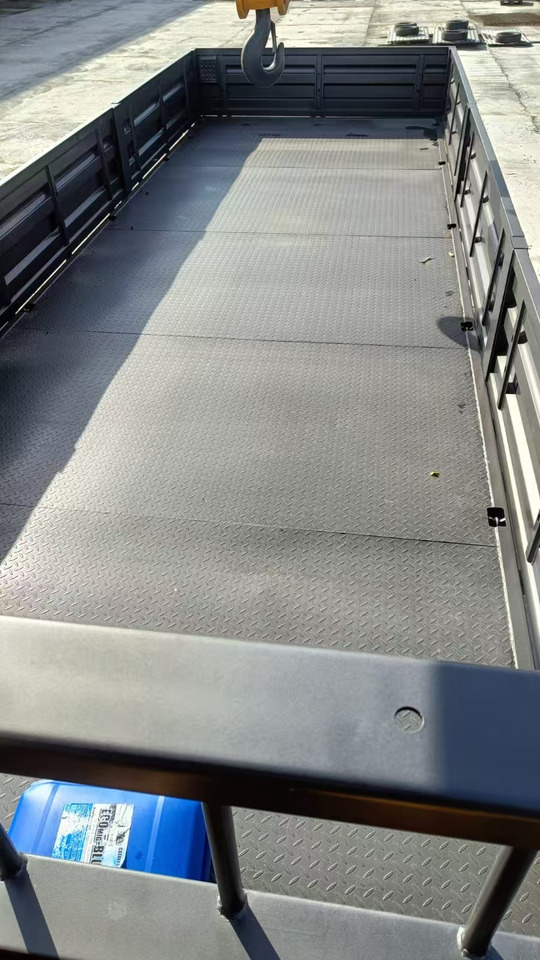 HOWO 6х4 с КМУ XCMG XCMG SQS300RU-5 г/п 12 т - Автоманипулятор: фото 5 HOWO 6х4 с КМУ XCMG XCMG SQS300RU-5 г/п 12 т - Автоманипулятор: фото 5