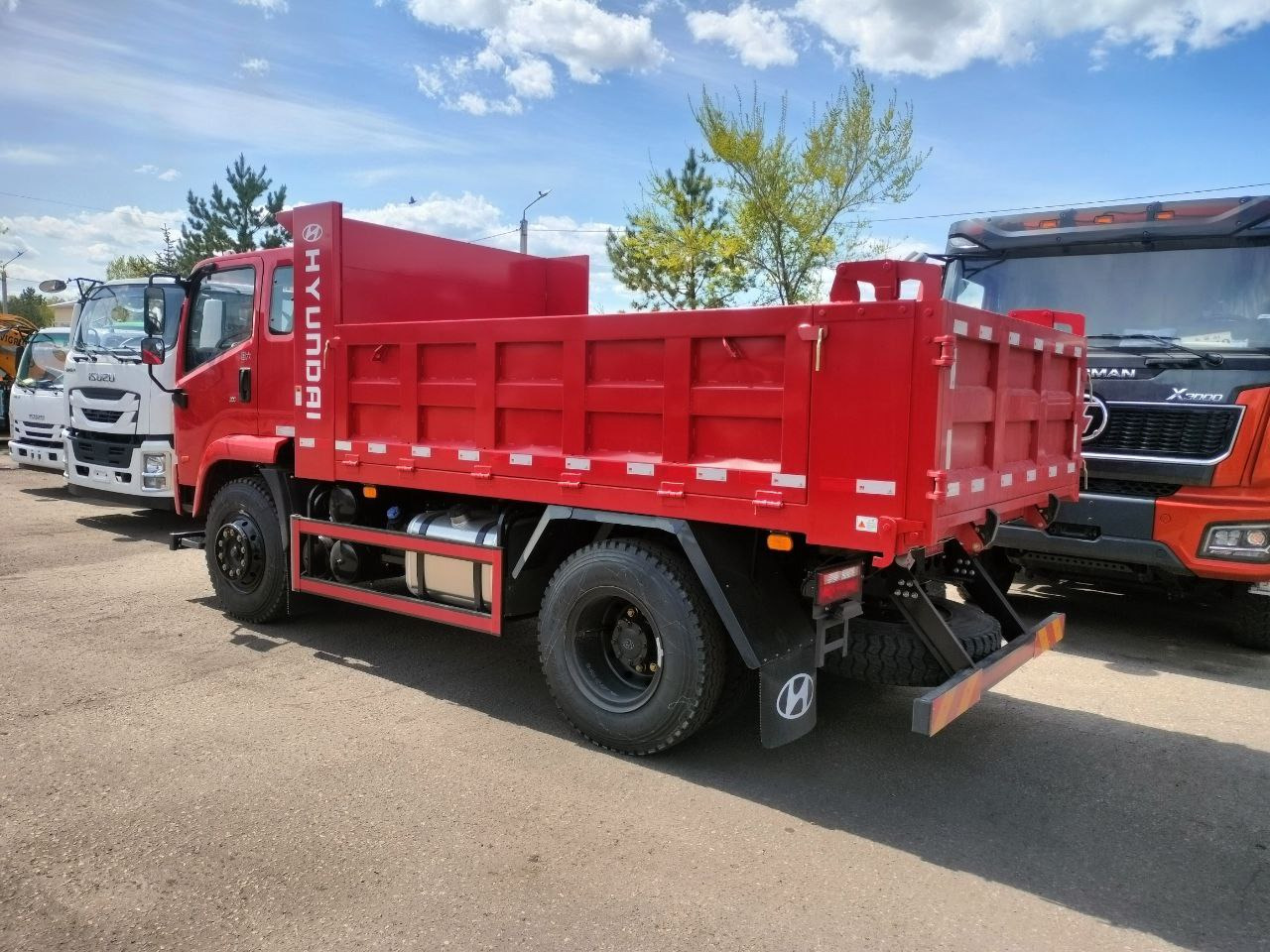 Новый Самосвал HYUNDAI с передним подъемником: фото 6