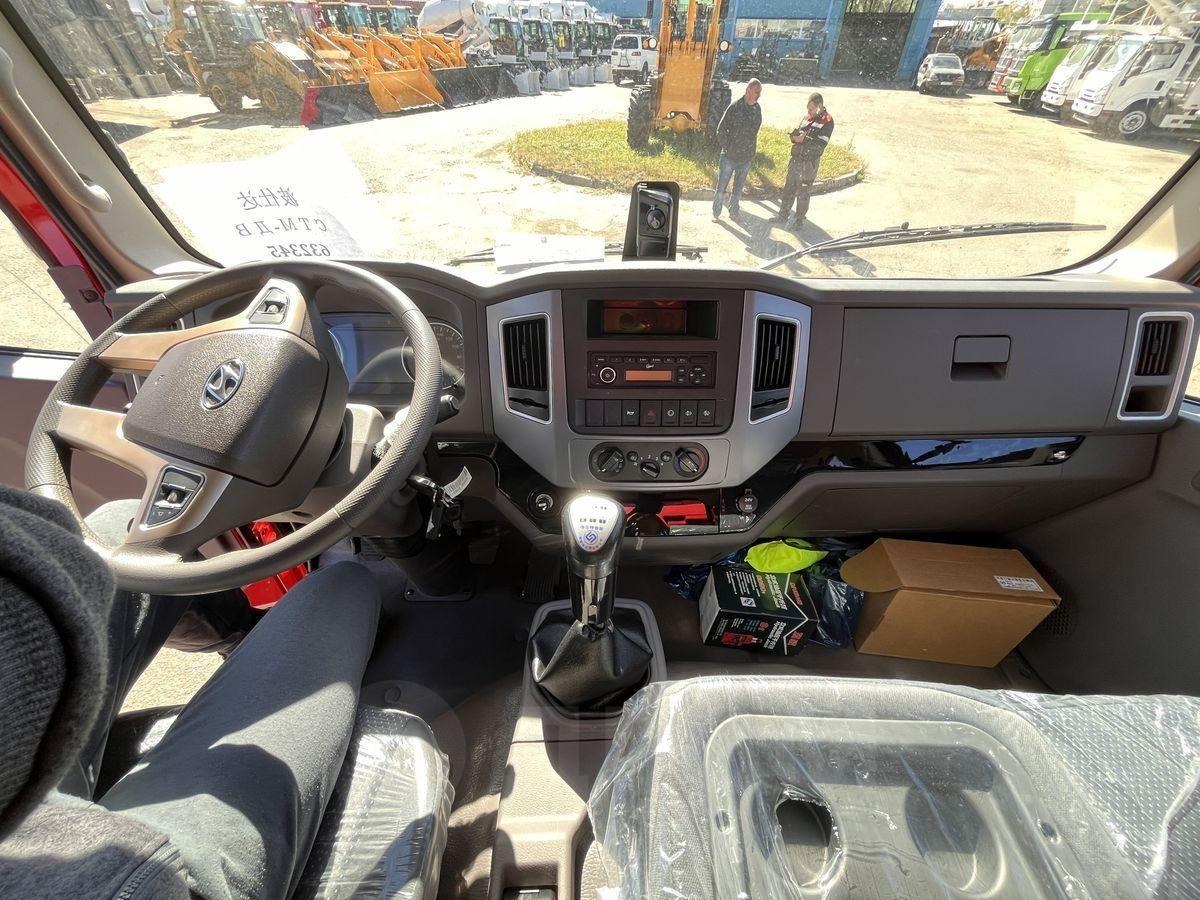 Новый Самосвал Hyundai Xcient: фото 21