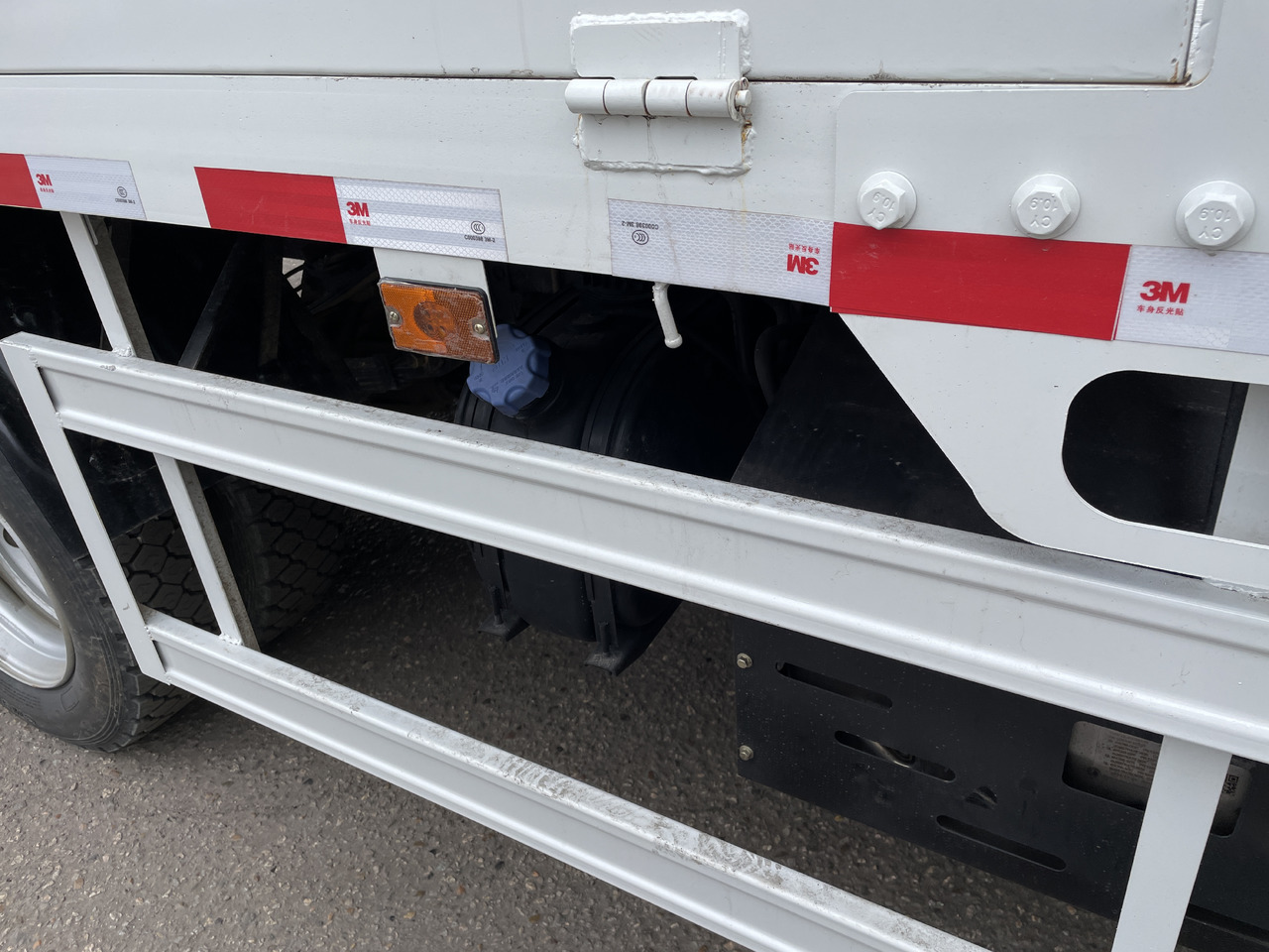 Новый Бортовой грузовик/ Платформа, Автоманипулятор ISUZU 4х4 c КМУ XCMG SQS125: фото 10