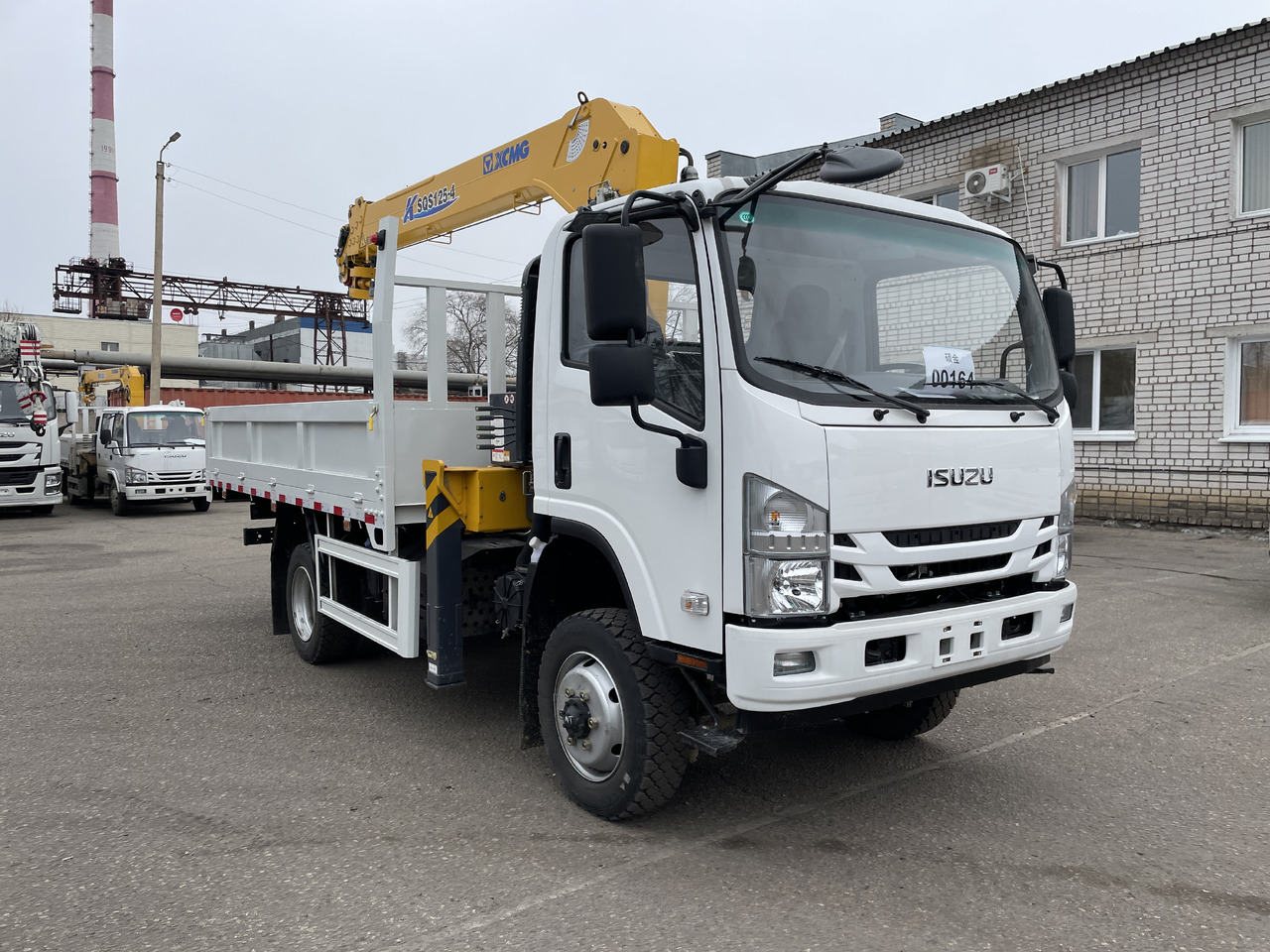 ISUZU 4х4 c КМУ XCMG SQS125 - Грузовик бортовой/ Платформа, Автоманипулятор: фото 1 ISUZU 4х4 c КМУ XCMG SQS125 - Грузовик бортовой/ Платформа, Автоманипулятор: фото 1