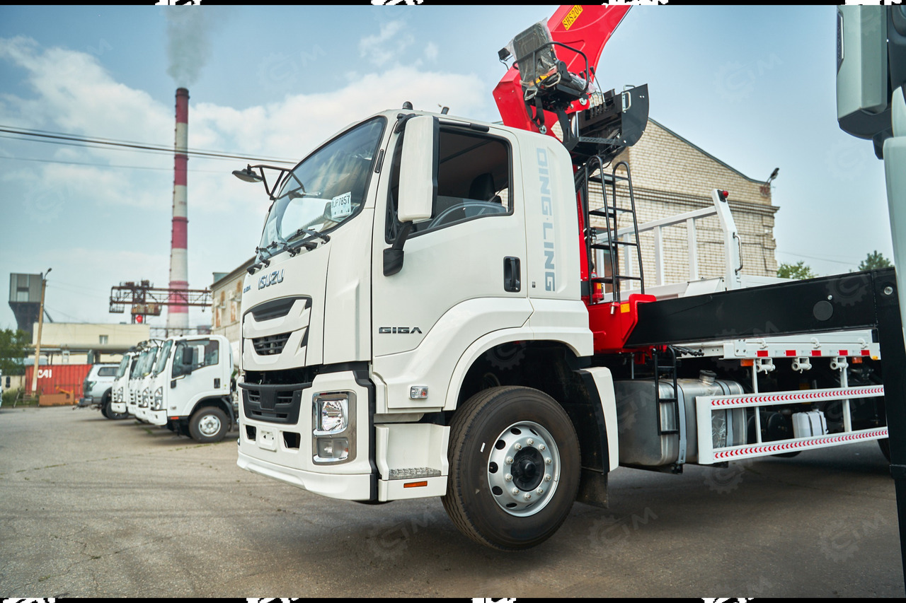 ISUZU GIGA с КМУ 8 т - Грузовик бортовой/ Платформа, Автоманипулятор: фото 4 ISUZU GIGA с КМУ 8 т - Грузовик бортовой/ Платформа, Автоманипулятор: фото 4