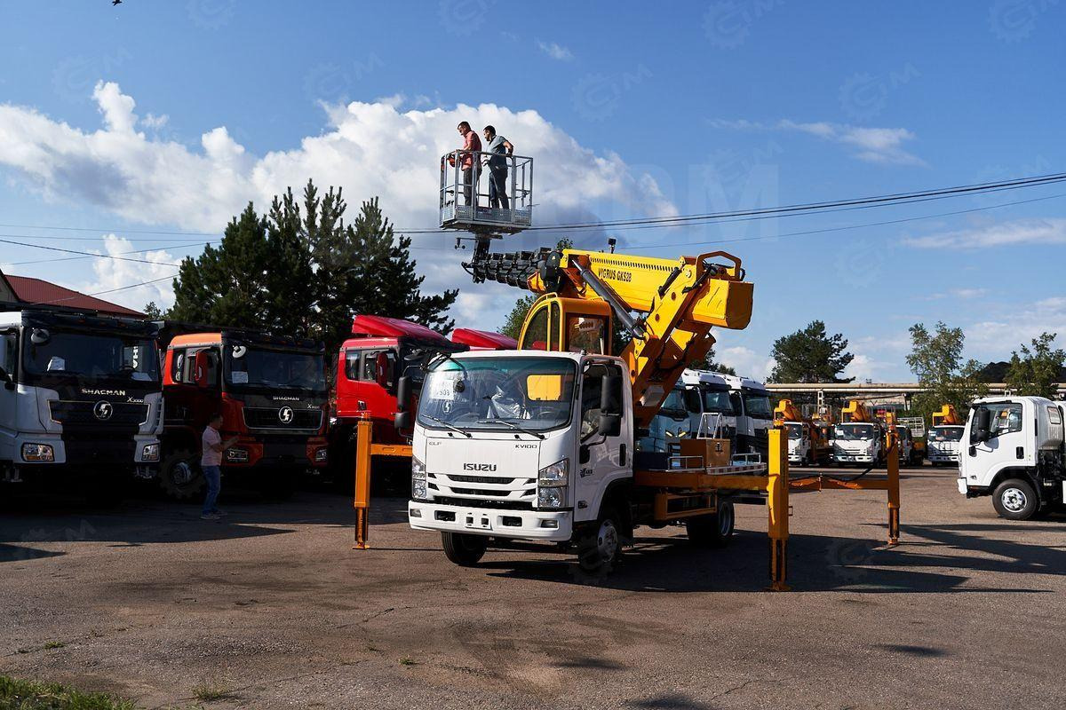 Новый Грузовик с подъемником Isuzu Elf: фото 17