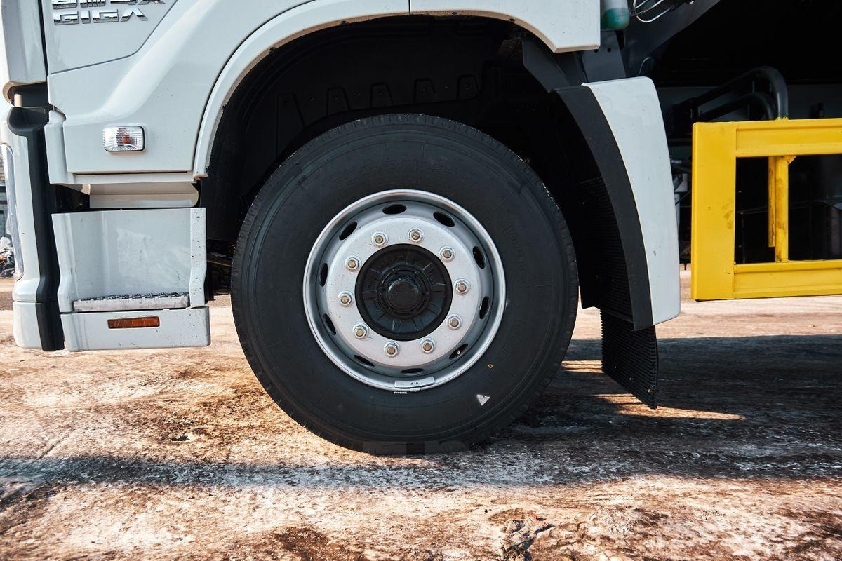 Новый Ассенизатор Isuzu Elf: фото 9