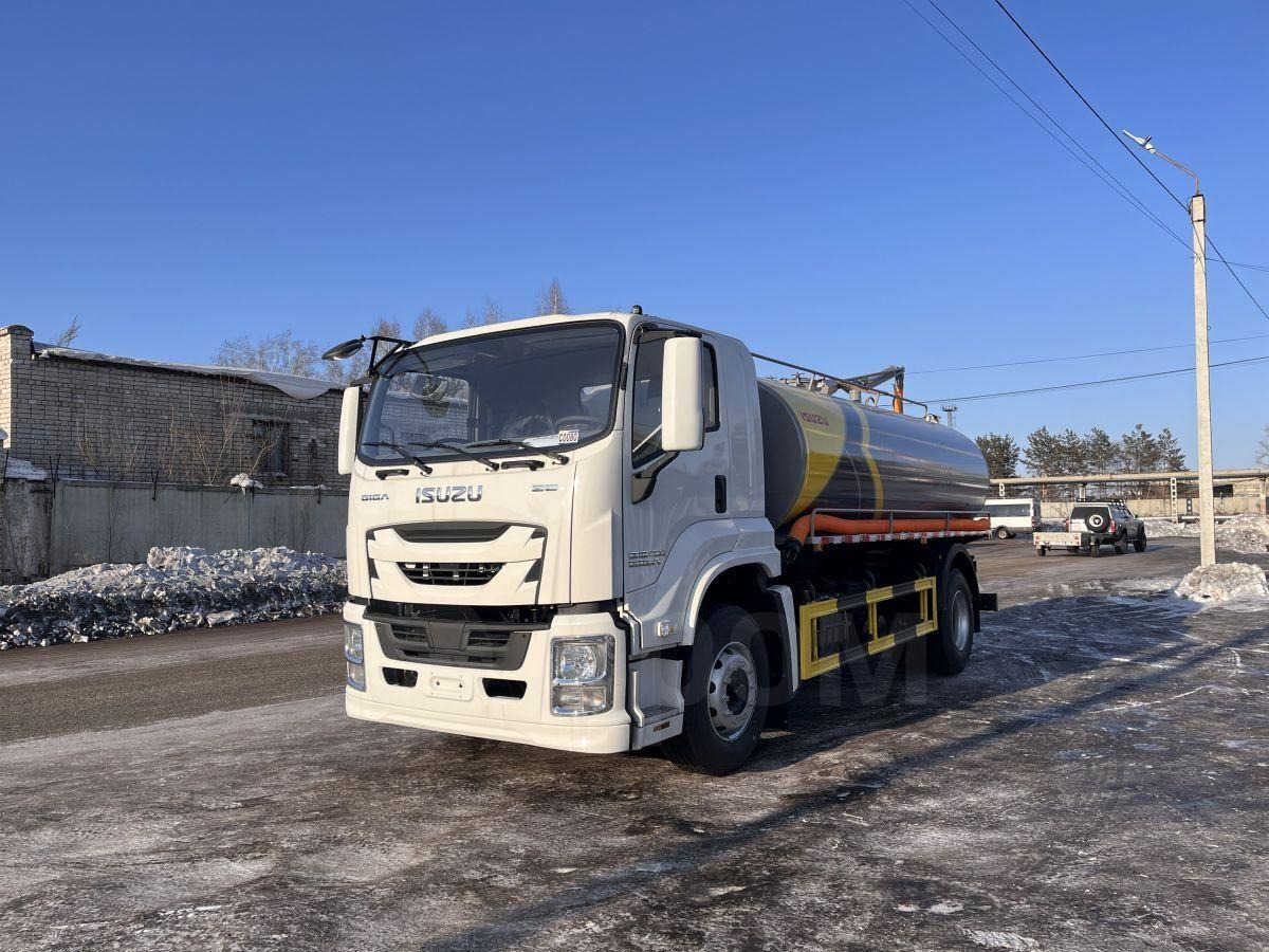Isuzu Elf - Ассенизатор: фото 1 Isuzu Elf - Ассенизатор: фото 1