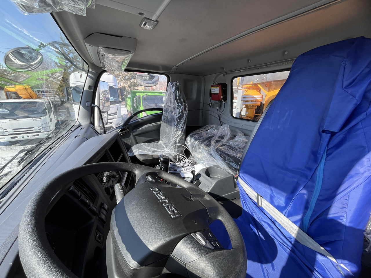 Новый Автобетононасос XCMG HBV30 на шасси ISUZU высота 30 м: фото 18