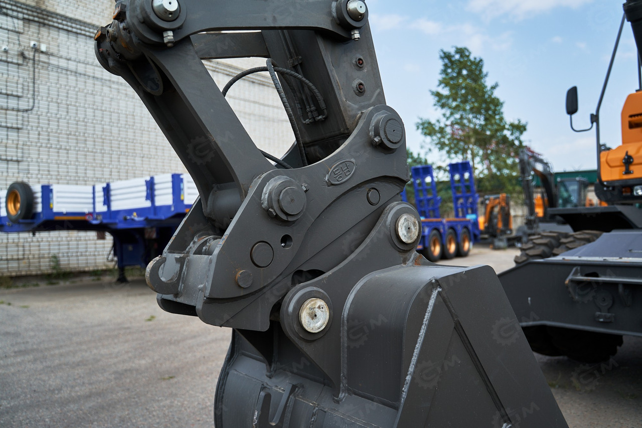 Новый Колёсный экскаватор YUGONG YG215: фото 10