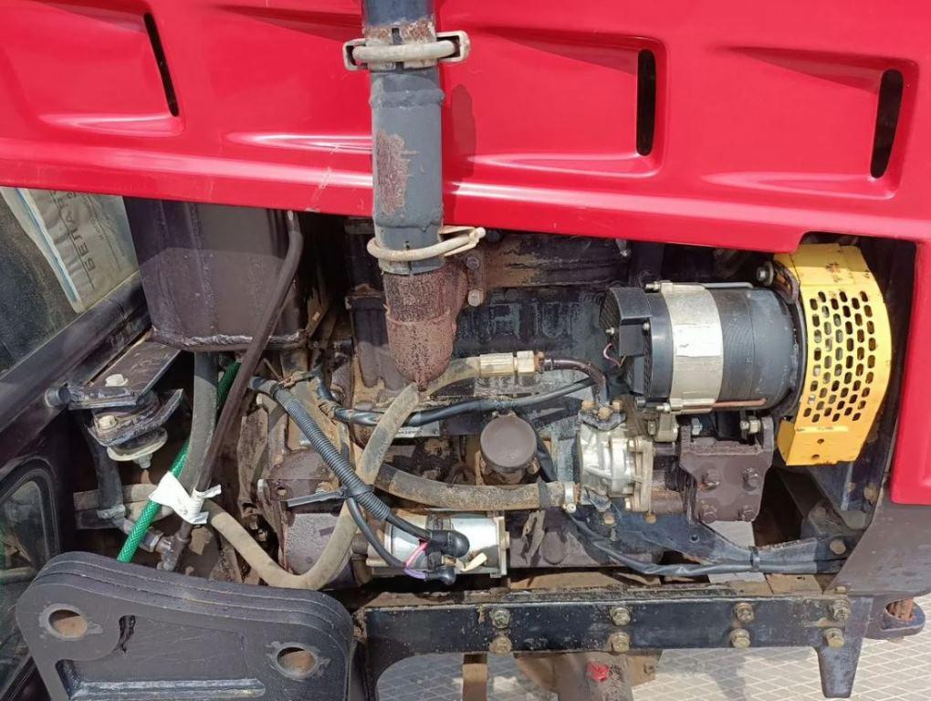 Трактор БЕЛАРУС 320.4М: фото 14 Трактор БЕЛАРУС 320.4М: фото 14