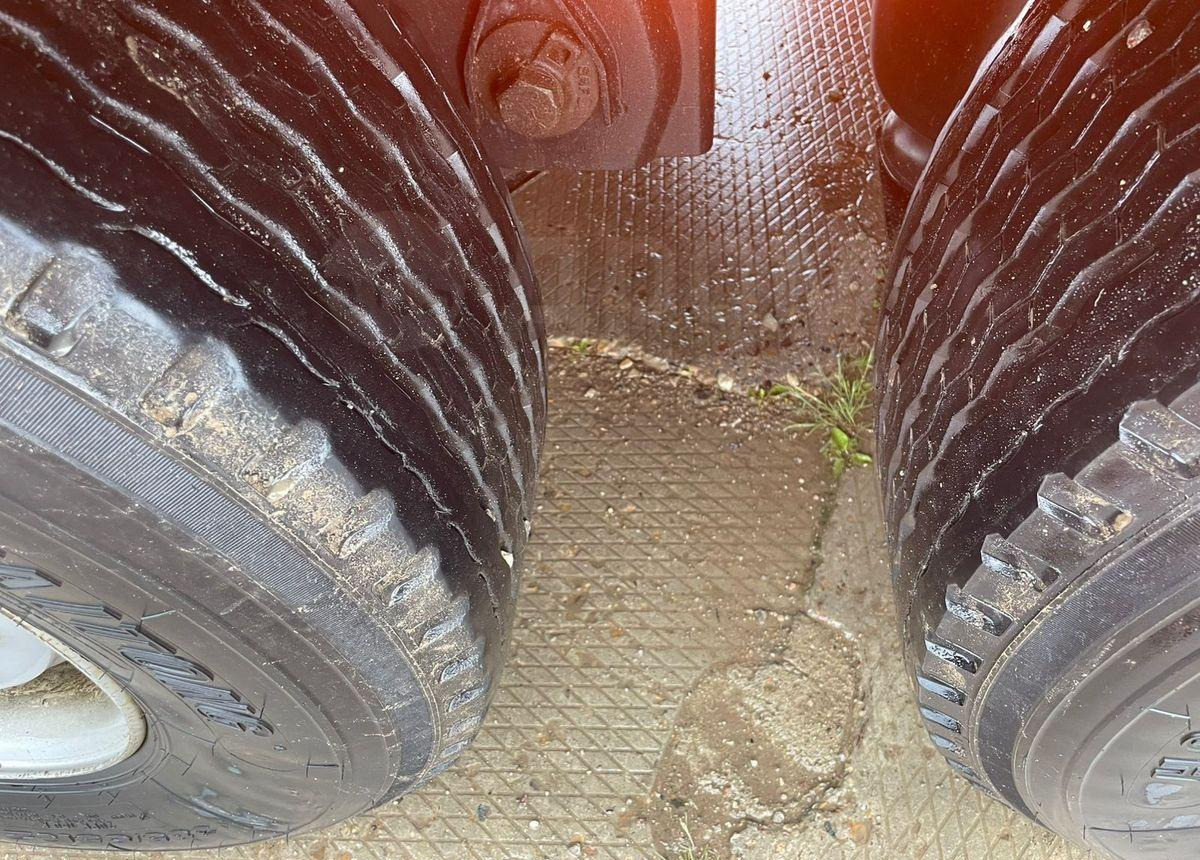 Тентованный полуприцеп Grunwald 9453-0000010-10: фото 14