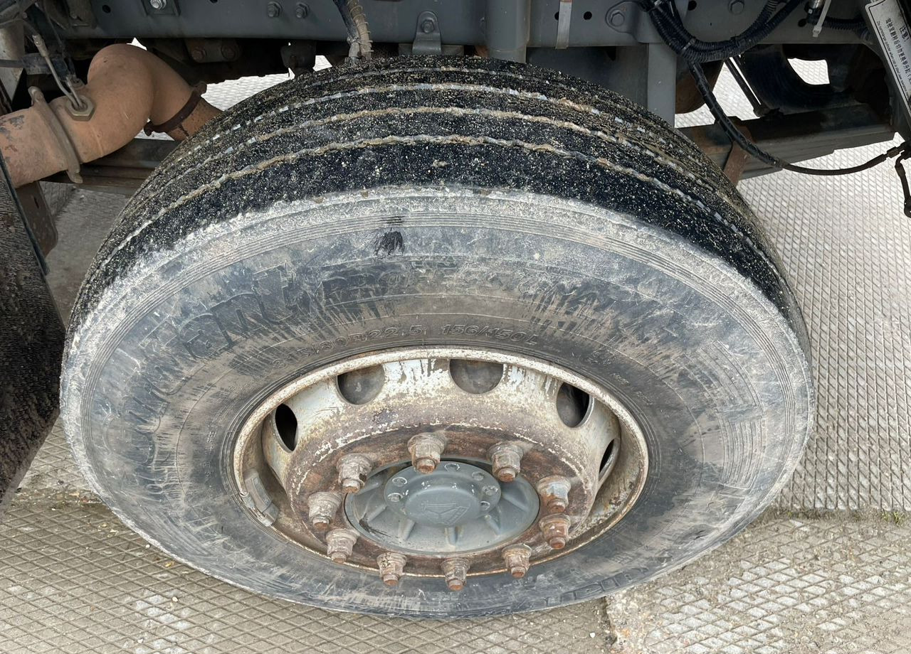 Самосвал Howo T5G: фото 18