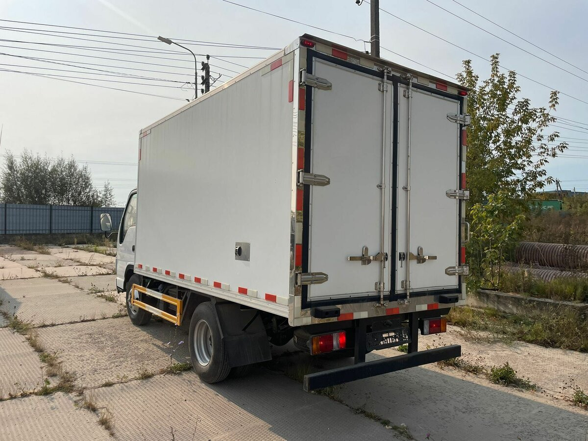 Новый Рефрижератор ISUZU Elf: фото 8