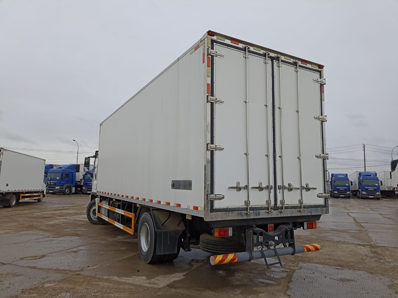 ISUZU Giga (C-series) - Рефрижератор: фото 5 ISUZU Giga (C-series) - Рефрижератор: фото 5