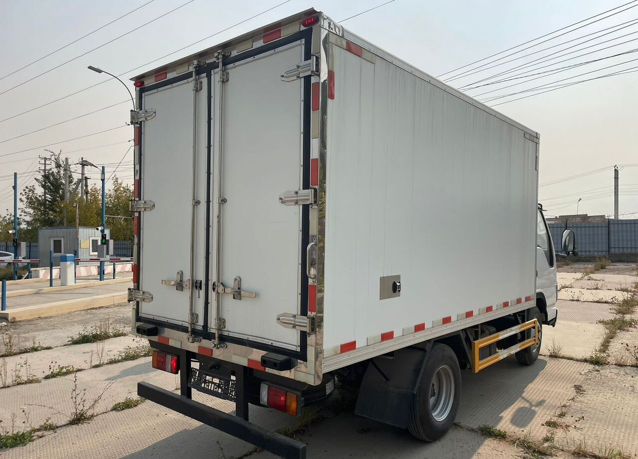 Новый Рефрижератор Isuzu Elf: фото 7