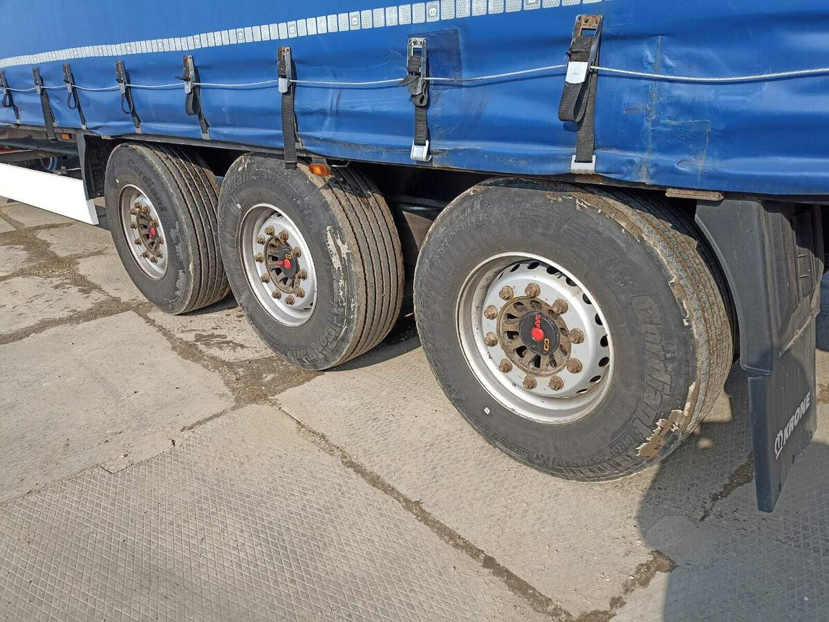 Тентованный полуприцеп KRONE SD: фото 10