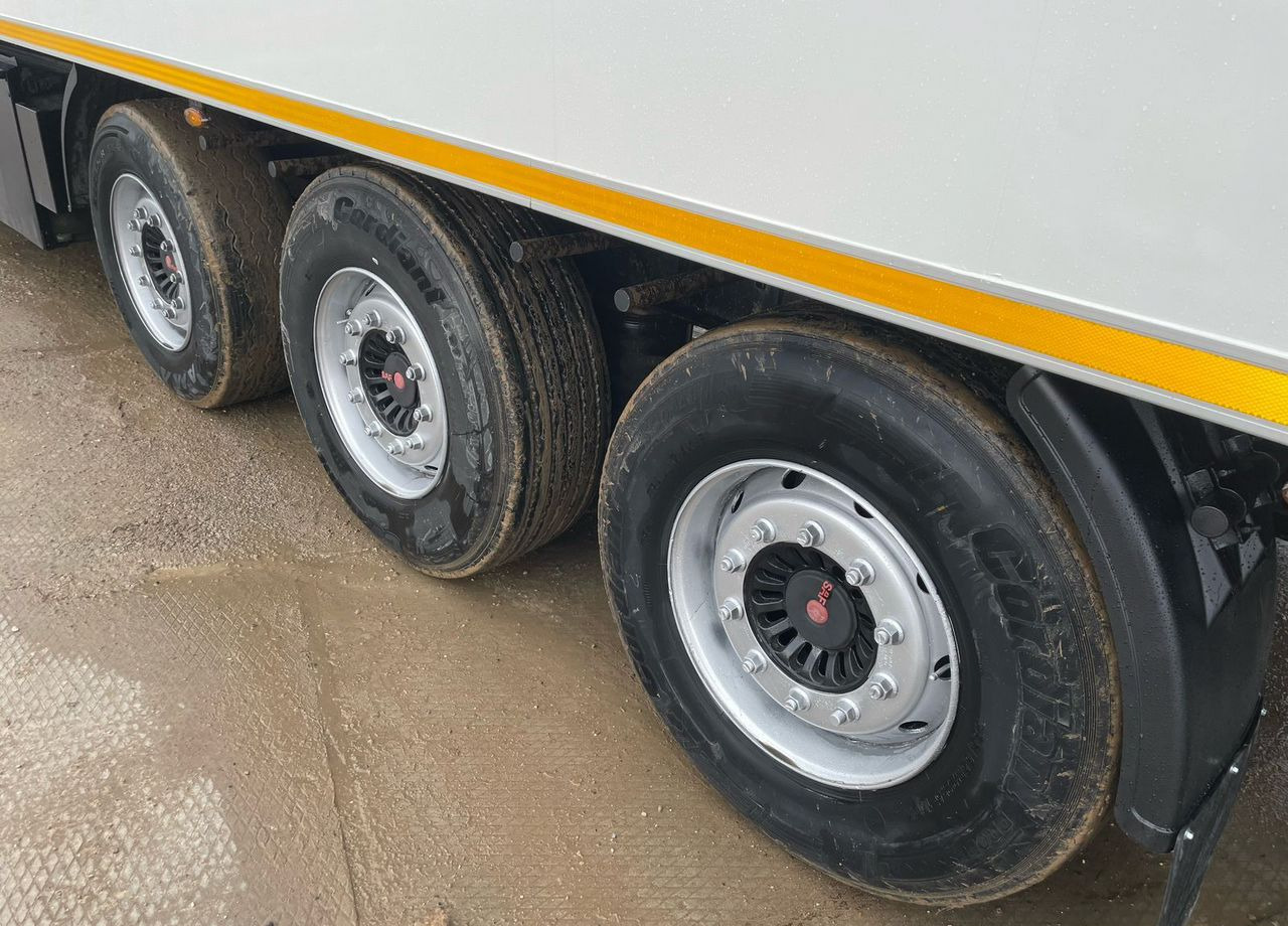 Полуприцеп-рефрижератор Kogel SCB24: фото 13 Полуприцеп-рефрижератор Kogel SCB24: фото 13