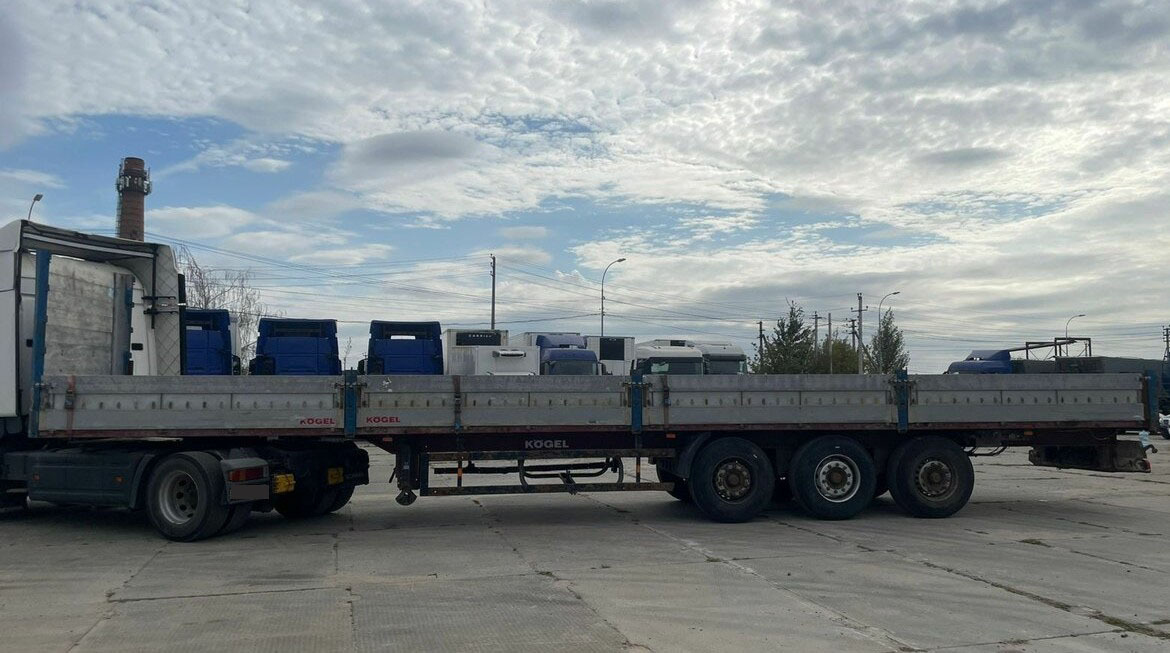 Kogel SN24 - Полуприцеп бортовой/ Платформа: фото 4 Kogel SN24 - Полуприцеп бортовой/ Платформа: фото 4