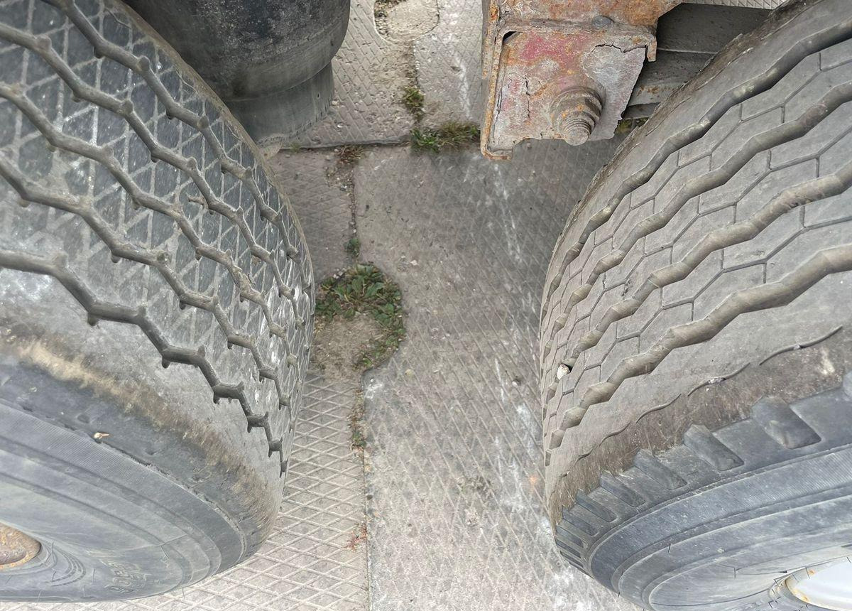 Полуприцеп бортовой/ Платформа Kogel SN24: фото 12 Полуприцеп бортовой/ Платформа Kogel SN24: фото 12