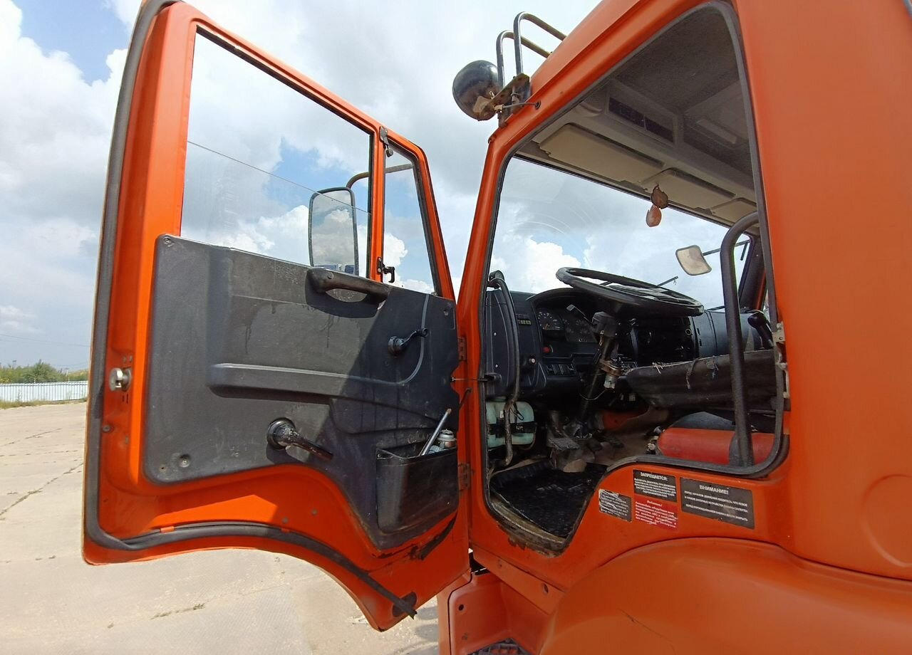 Коммунальная/ Специальная техника КАМАЗ КО-806: фото 9