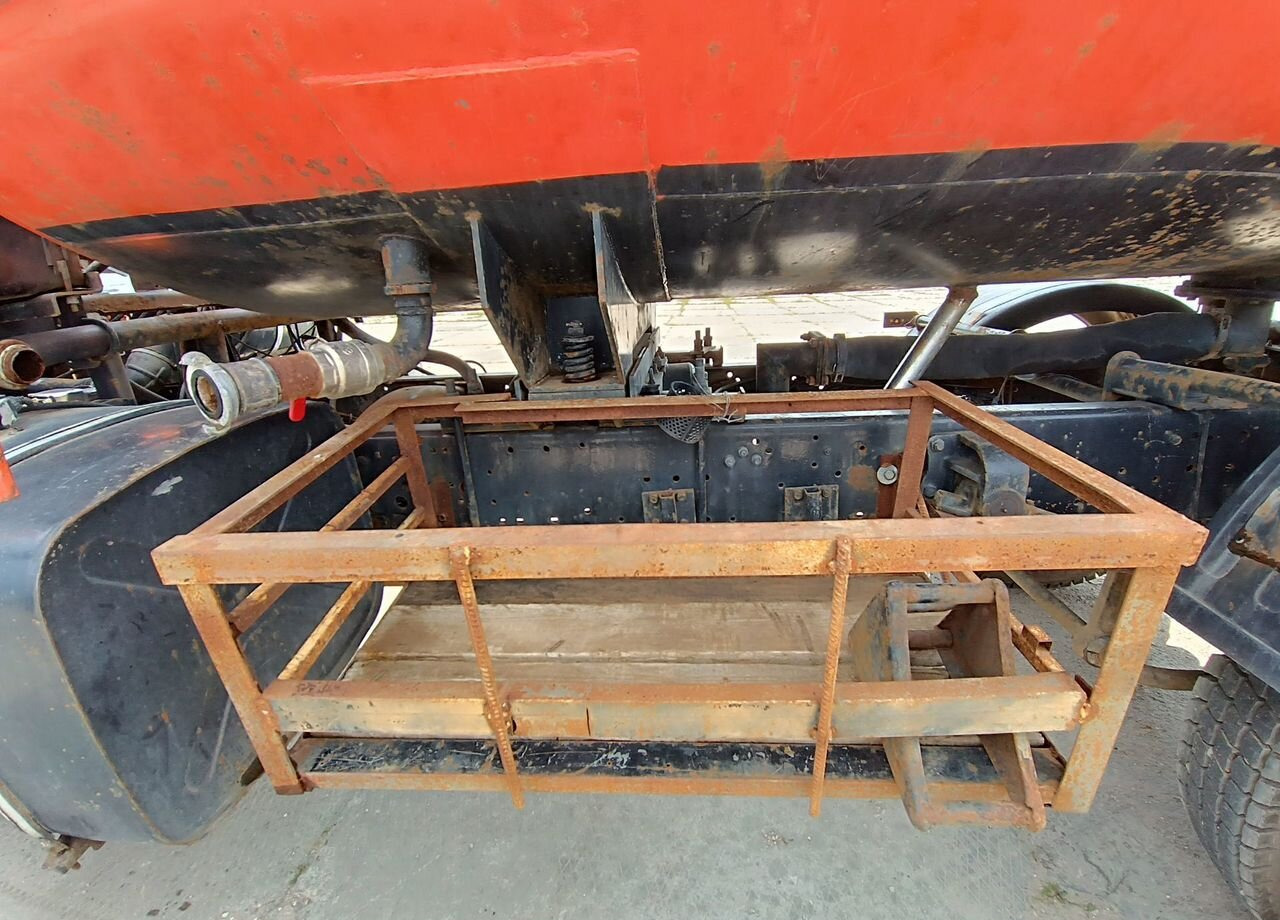 Коммунальная/ Специальная техника КАМАЗ КО-806: фото 19