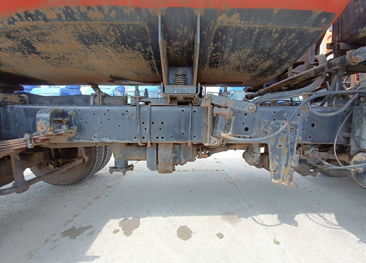 Коммунальная/ Специальная техника КАМАЗ КО-806: фото 17