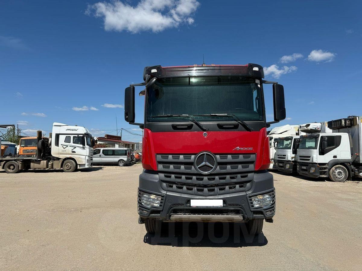 Mercedes-Benz Arocs 4145K - Самосвал: фото 2 Mercedes-Benz Arocs 4145K - Самосвал: фото 2