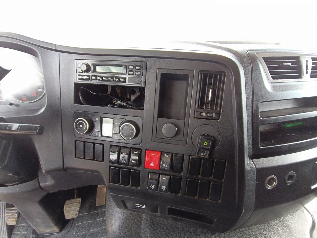 Самосвал SHACMAN SX33186W366C 8x4: фото 17 Самосвал SHACMAN SX33186W366C 8x4: фото 17