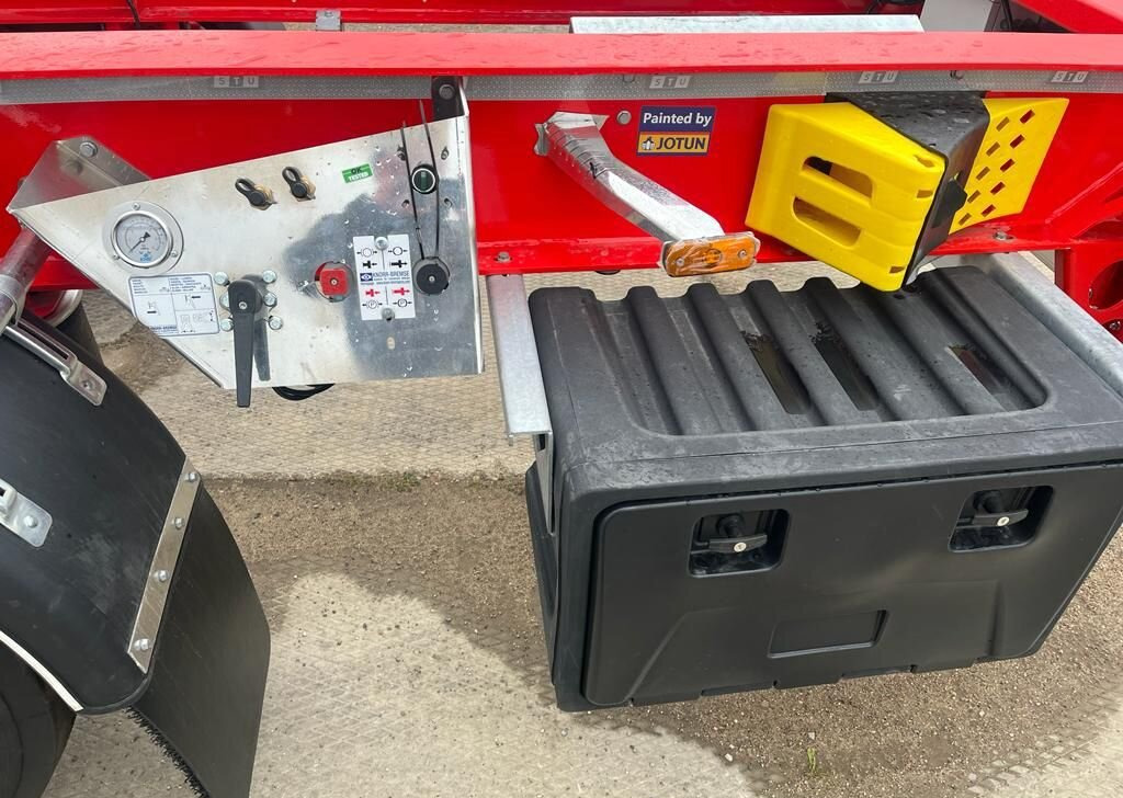 Новый Полуприцеп-контейнеровоз/ Сменный кузов STU STU308: фото 9 Новый Полуприцеп-контейнеровоз/ Сменный кузов STU STU308: фото 9