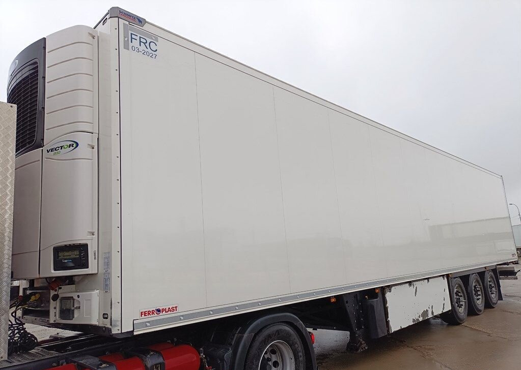 Schmitz Cargobull SKO 24 L - Полуприцеп-рефрижератор: фото 1 Schmitz Cargobull SKO 24 L - Полуприцеп-рефрижератор: фото 1