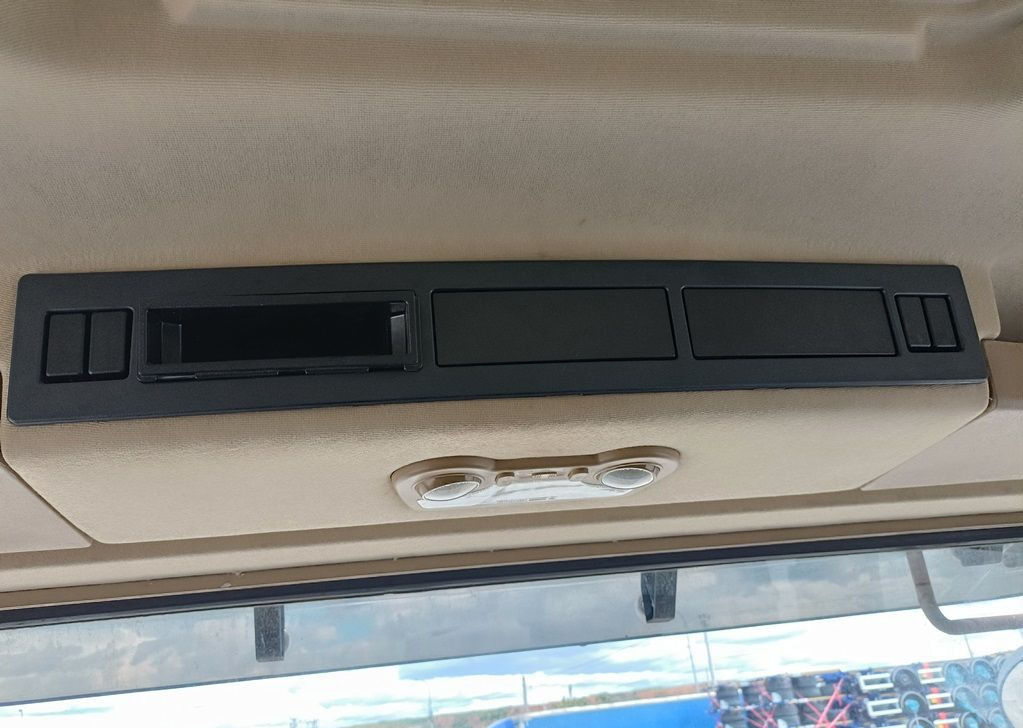 Самосвал Shacman X3000: фото 21