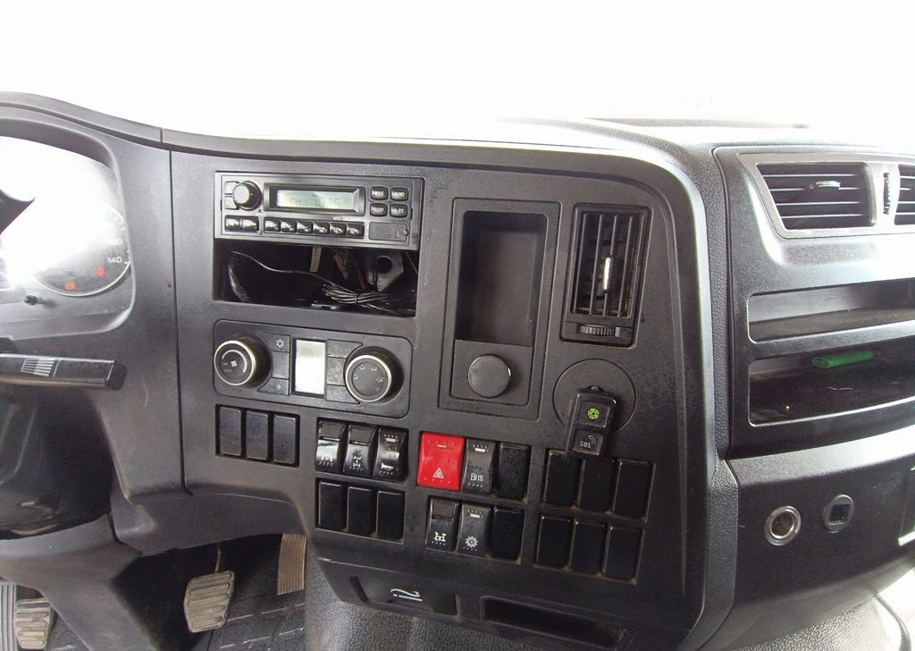 Самосвал Shacman X3000: фото 17